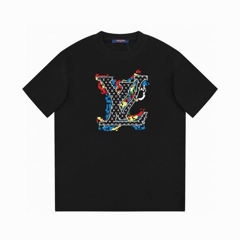 Louis Vuitton Men's T-shirts 157